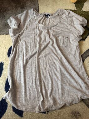 GAP Scoop Neck Tee in Heather Gray